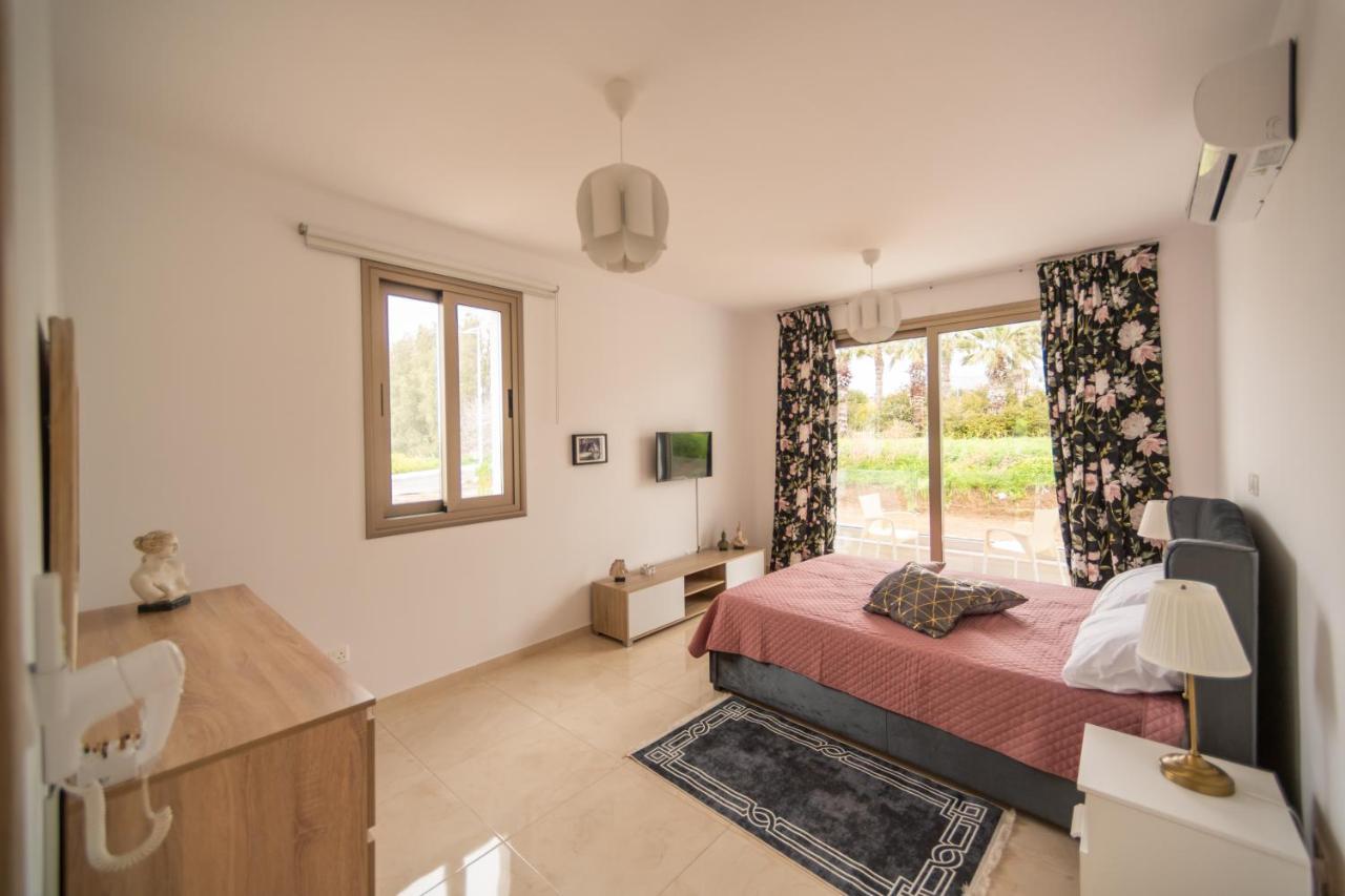 Harmony Seaview Apartments Paphos Esterno foto