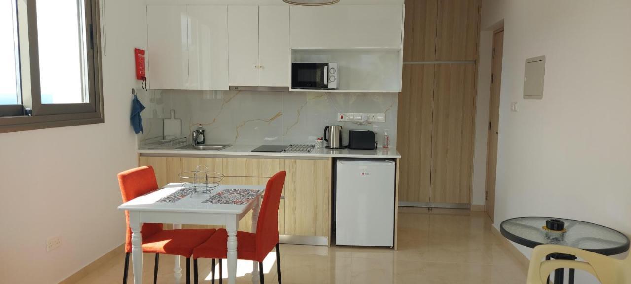 Harmony Seaview Apartments Paphos Esterno foto